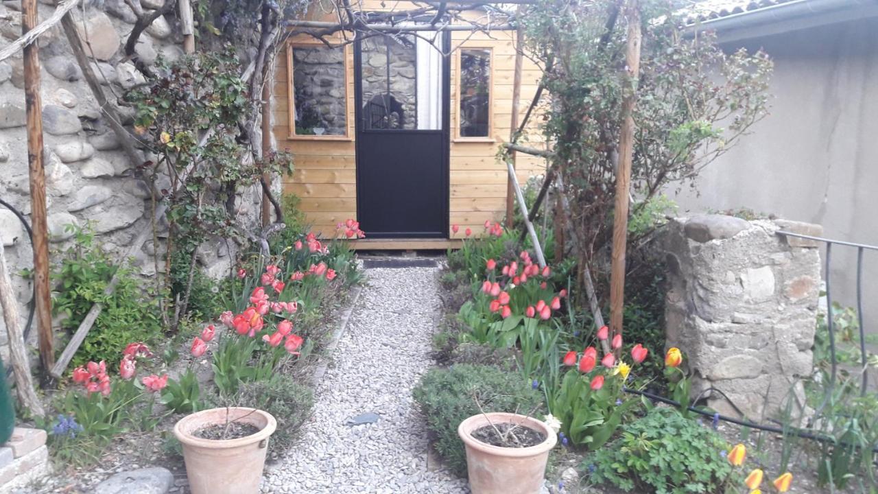 Maison Aux Lavandes The Studio Vaumeilh 外观 照片